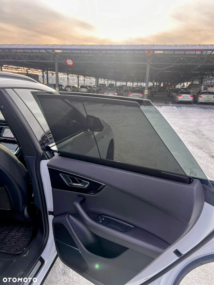 Audi Q8 SUV TFSI quattro 250 kW tiptronic - 22