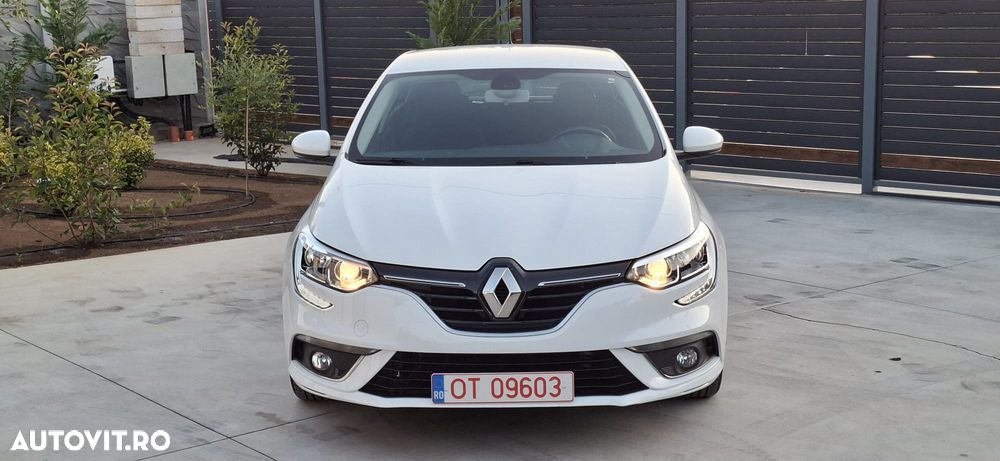 Renault Megane - 18