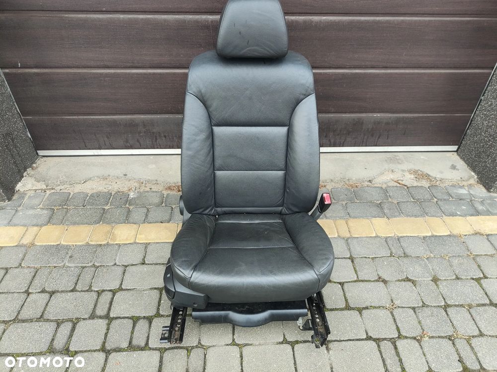 BMW E60 E61 Fotel prawy pasażera Skórzany Grzany Czarny - 1