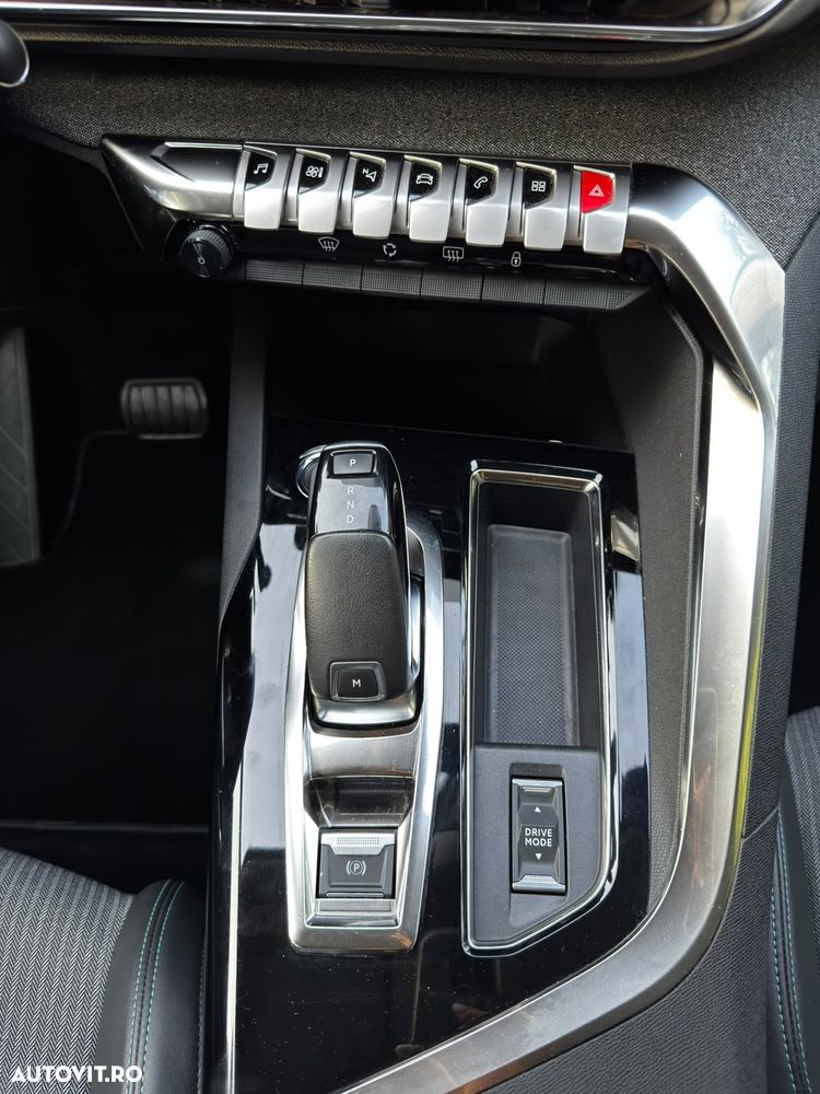 Peugeot 3008 1.5 BlueHDI 130 EAT8 Allure Pack - 17