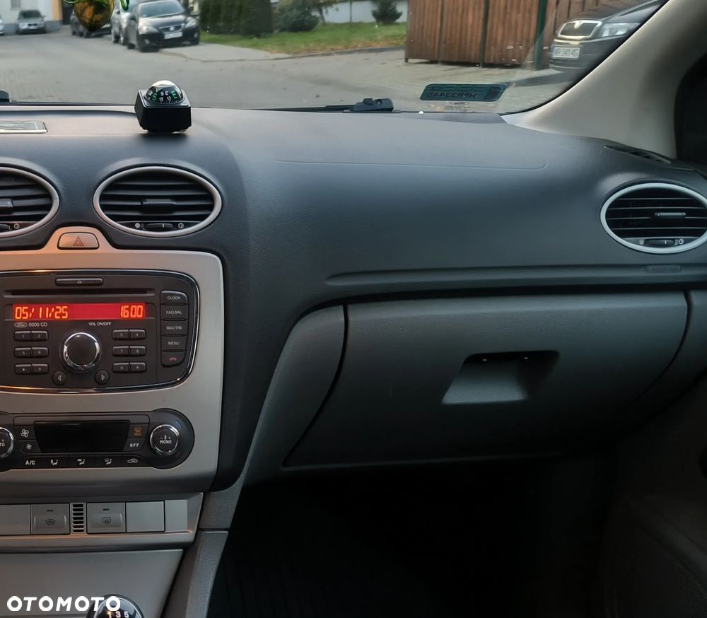 Ford Focus - 13