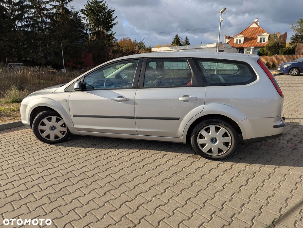 Ford Focus 1.8 TDCi Ambiente - 14
