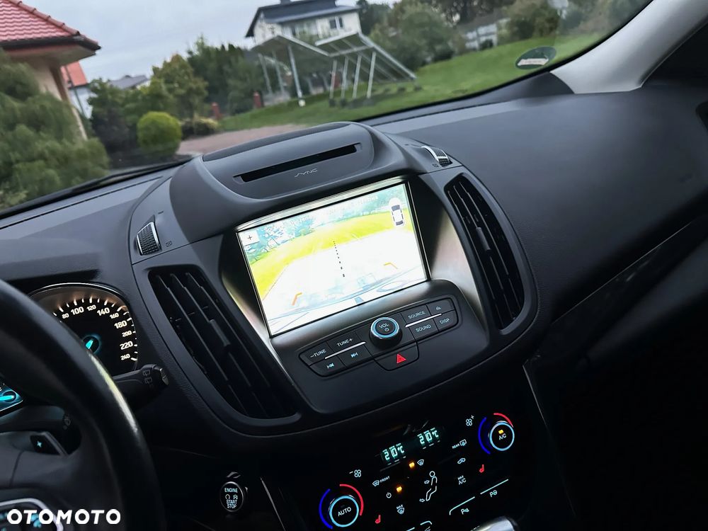 Ford Kuga 2.0 TDCi AWD Titanium - 23