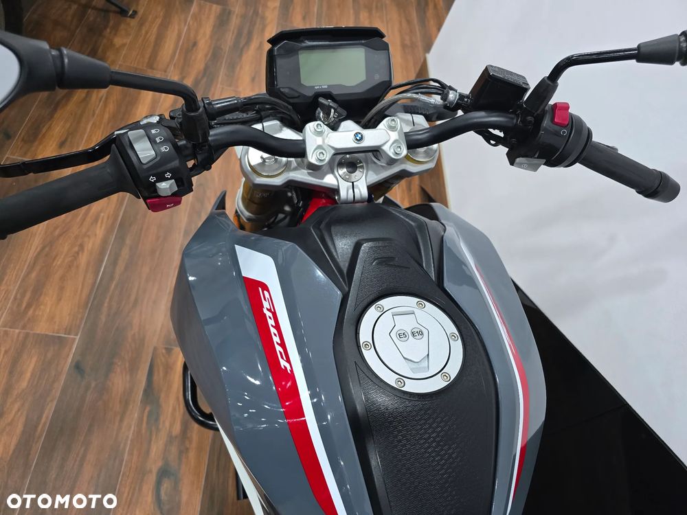 BMW G - 30