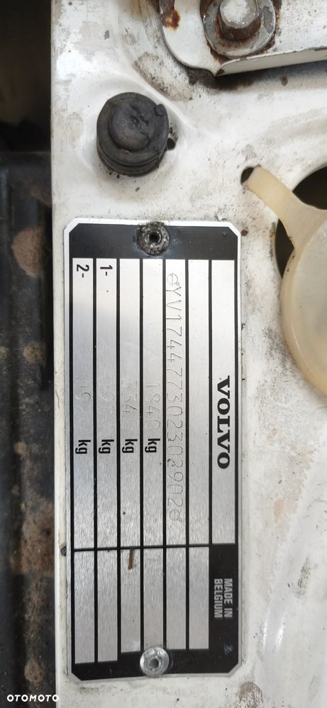 Volvo Seria 700 - 18