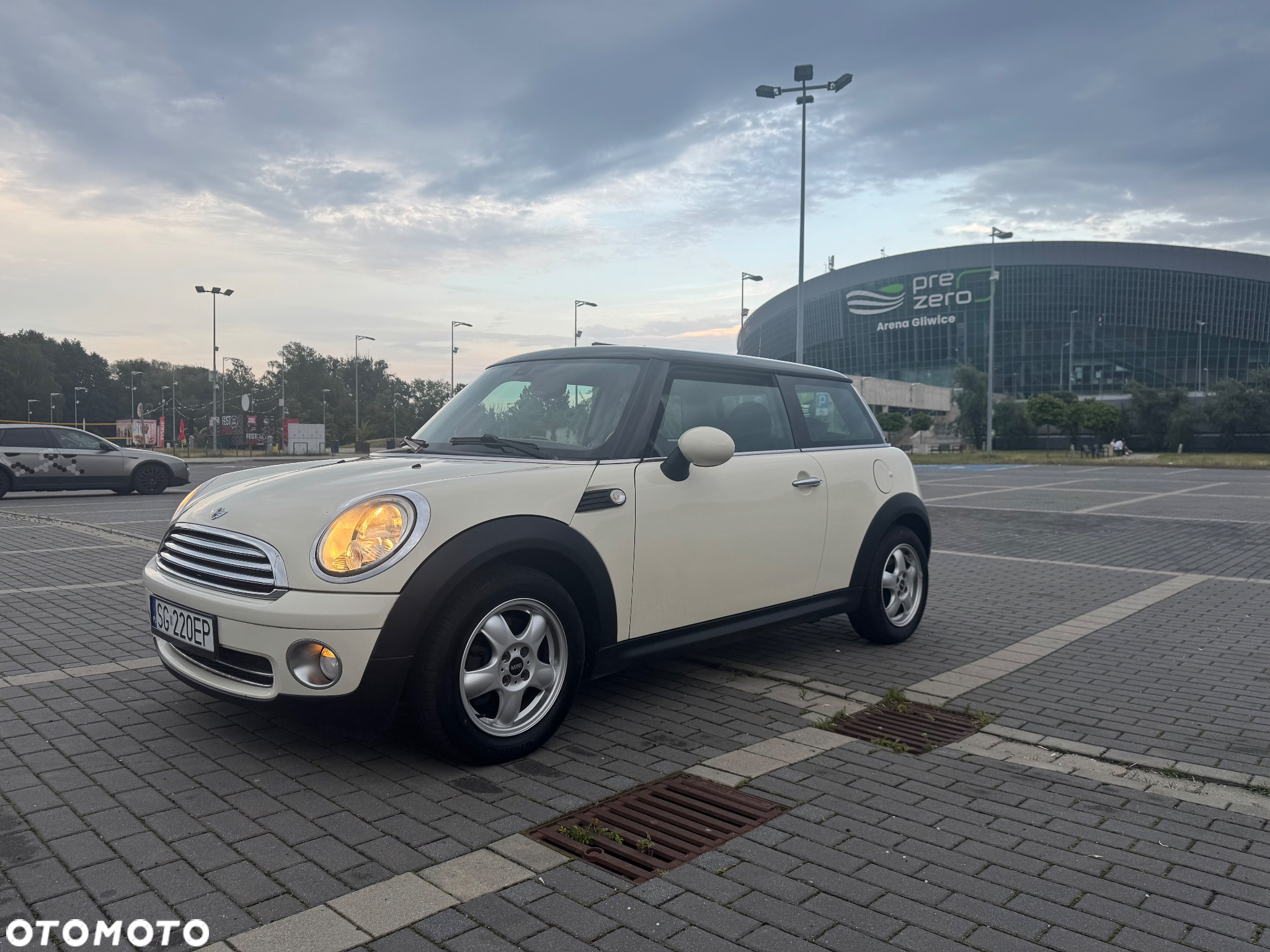 MINI ONE Standard - 9