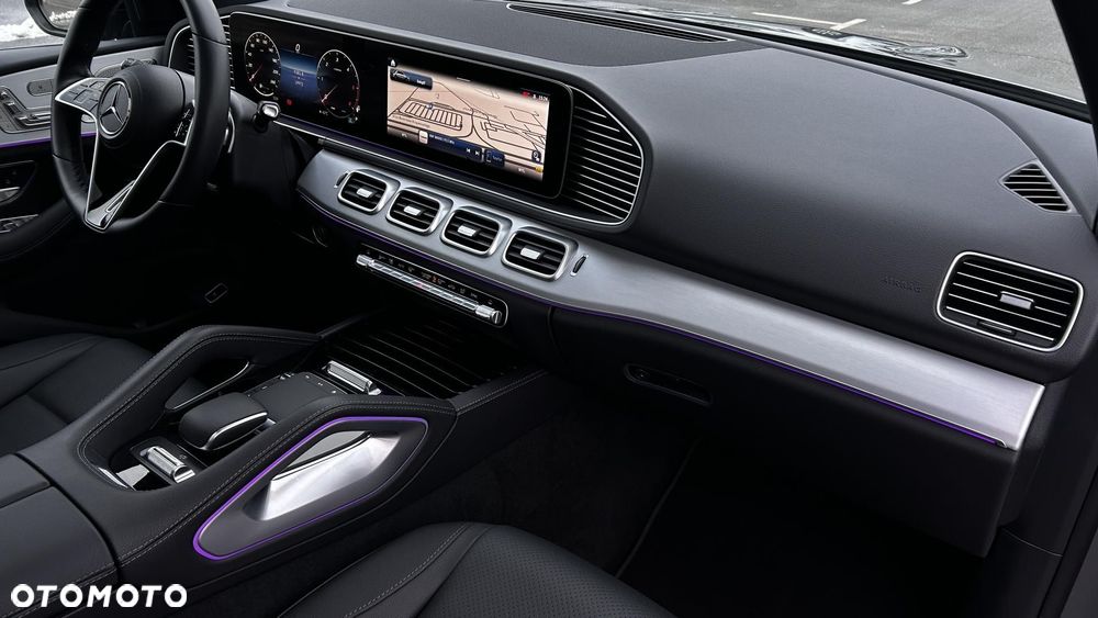Mercedes-Benz GLE 300 d mHEV 4-Matic AMG Line - 24