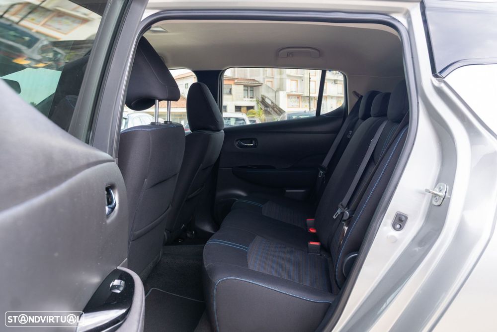 Nissan Leaf N-Connecta - 12