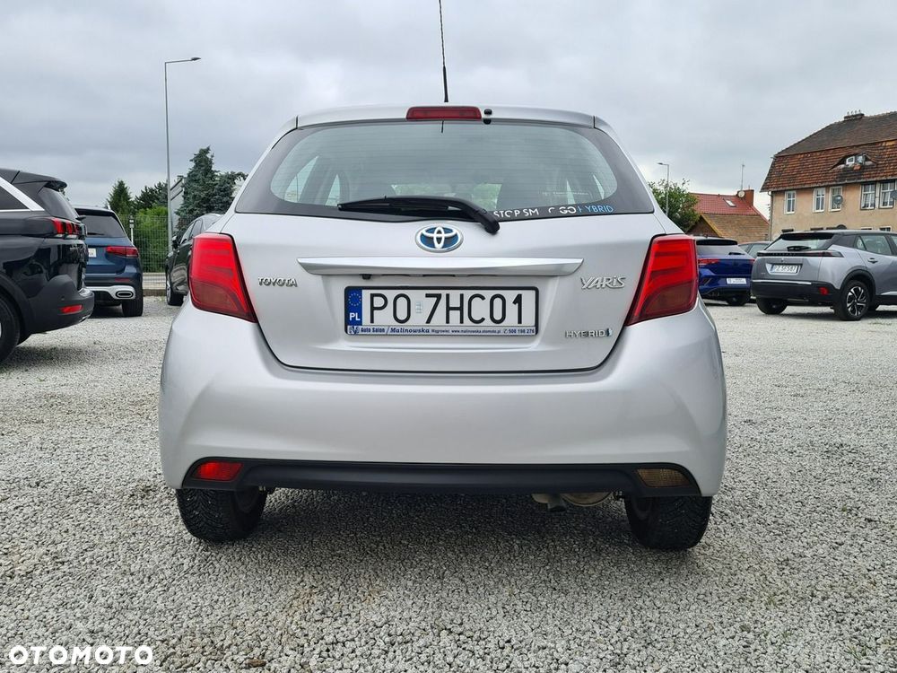 Toyota Yaris Hybrid 100 Life - 7