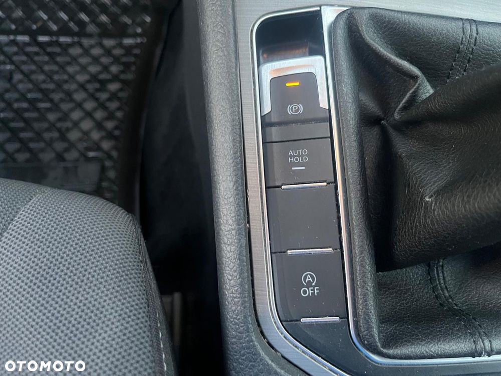 Volkswagen Golf Sportsvan - 8