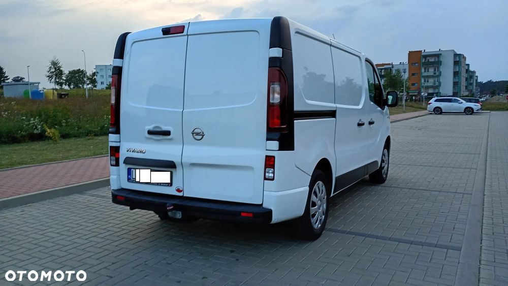Opel vivaro - 4