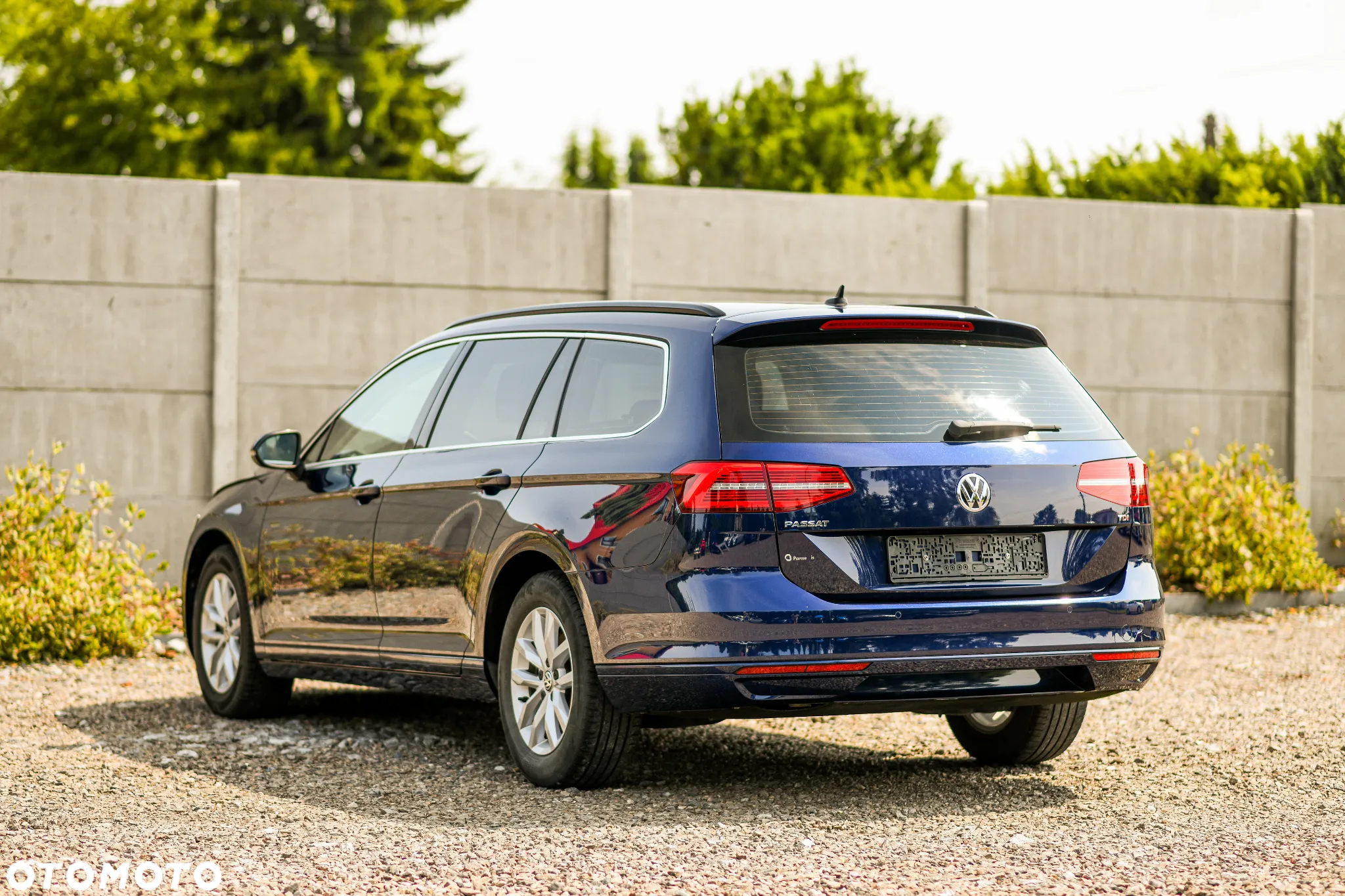 Volkswagen Passat 1.6 TDI BMT Comfortline - 17