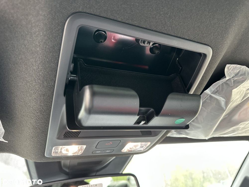 Volkswagen Amarok - 34