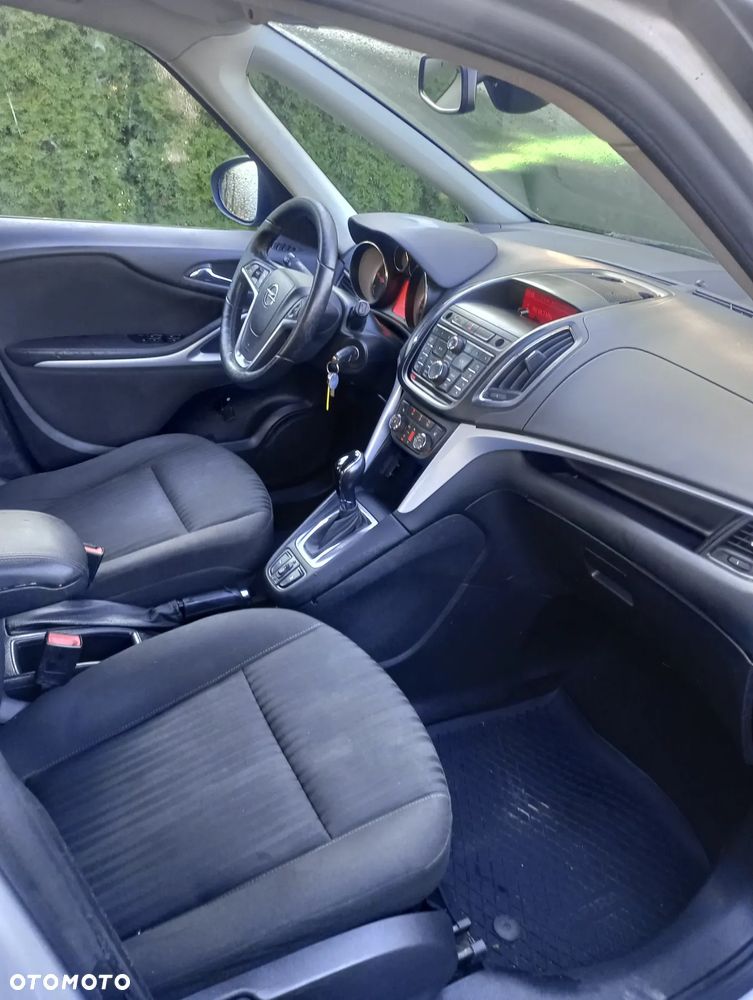 Opel Zafira Tourer 2.0 CDTI Automatik Style - 17