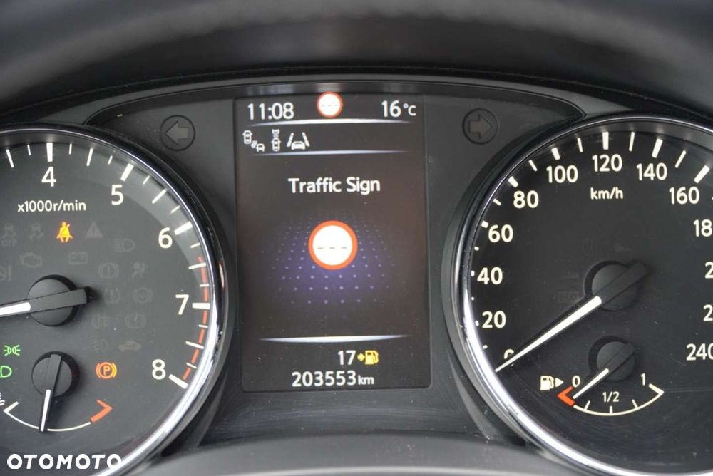 Nissan Qashqai 1.2 DIG-T Tekna EU6 - 18