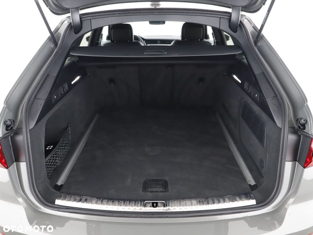 Audi A6 Avant - 14