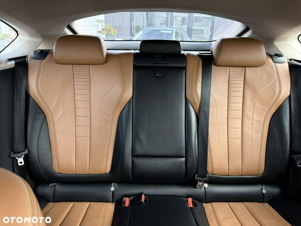 BMW X6 xDrive40d - 18