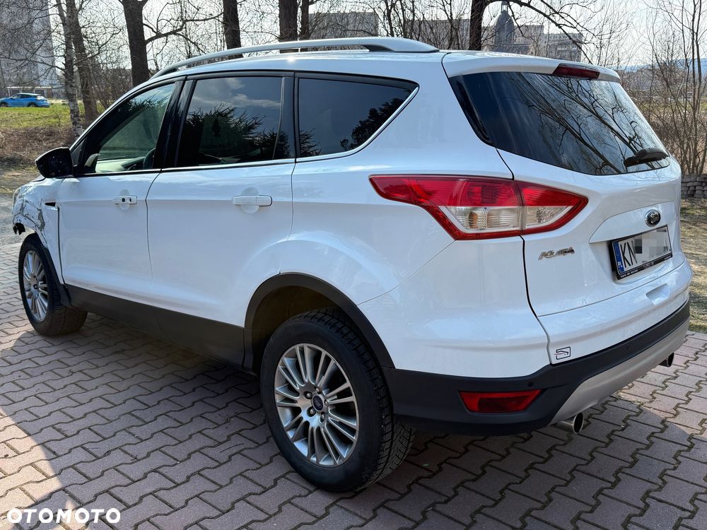 Ford Kuga 2.0 TDCi 4x4 Titanium - 4