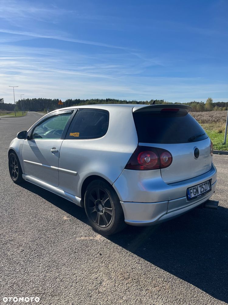 Volkswagen Golf V 1.6 FSI Sportline - 7