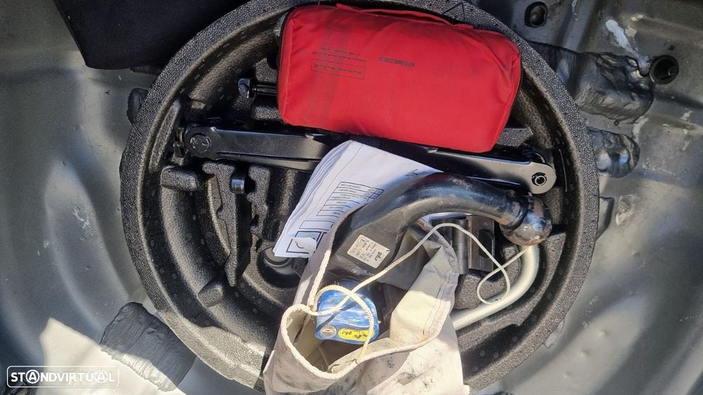 Audi Q2 1.6 TDI Design S tronic - 23