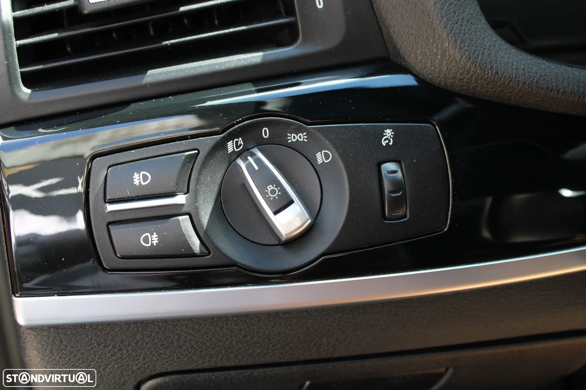 BMW X4 30 d xDrive Pack M - 25