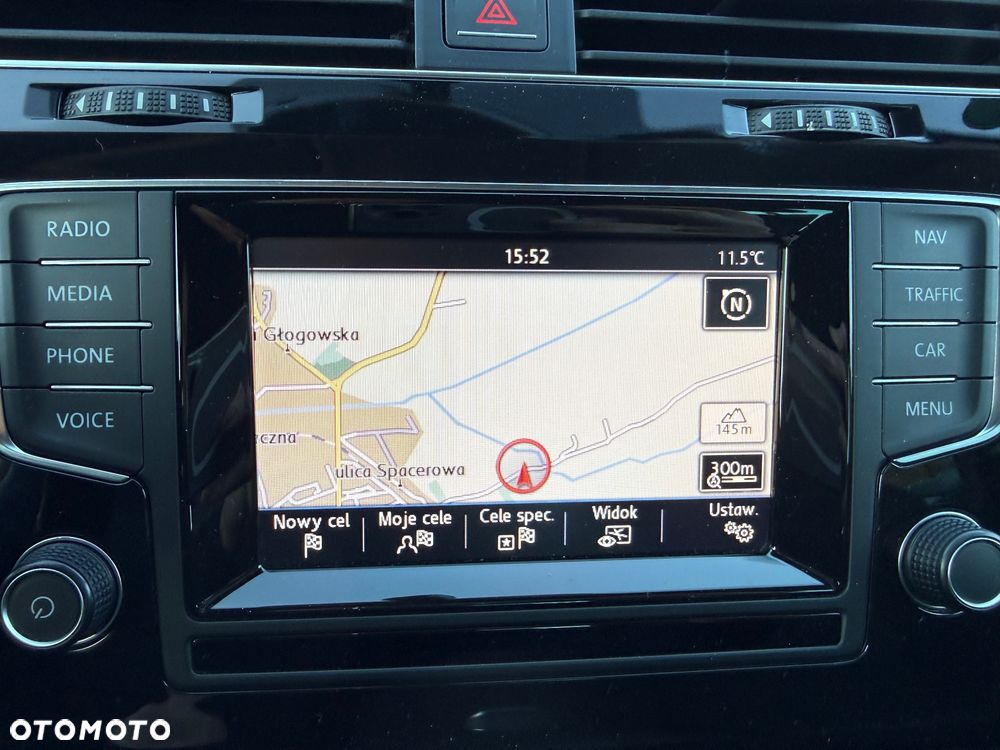 Volkswagen Golf 1.4 TSI BMT Highline - 21