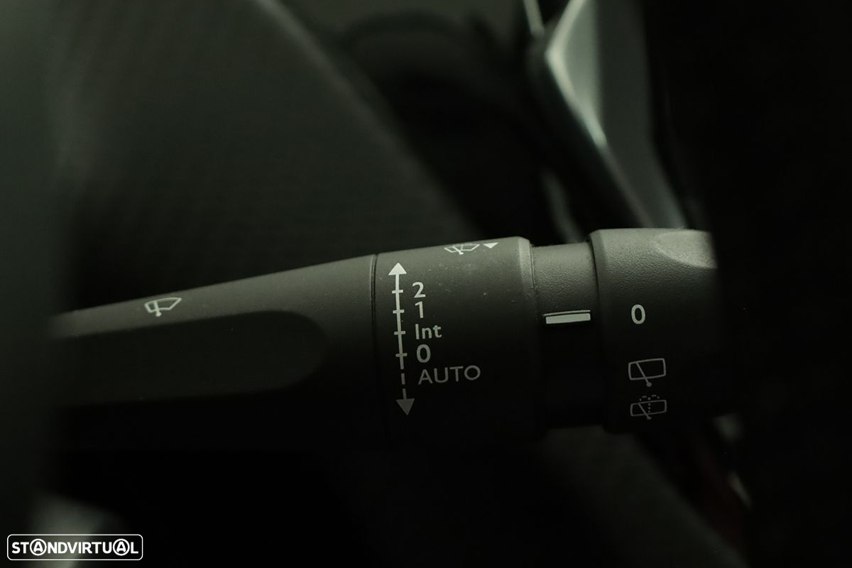 Peugeot 208 1.2 PureTech Style - 18