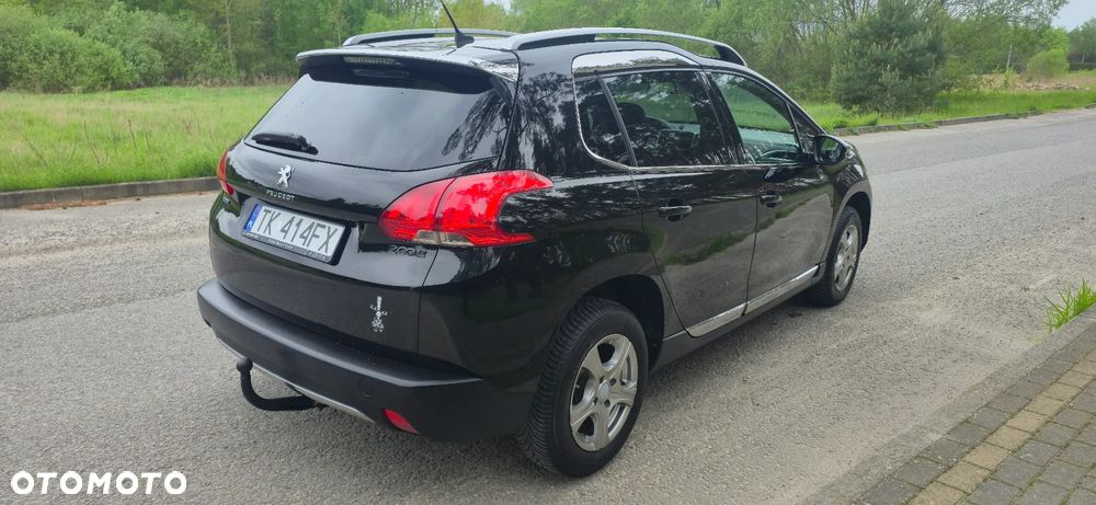 Peugeot 2008 1.6 BlueHDi Allure S&S - 4