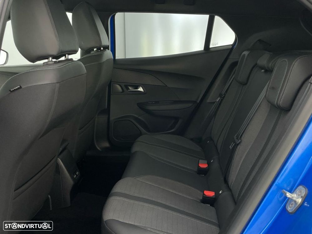 Peugeot 2008 1.2 PureTech Allure EAT8 - 12