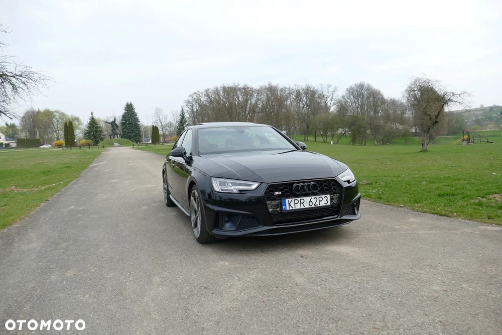 Audi S4 Limousine - 2
