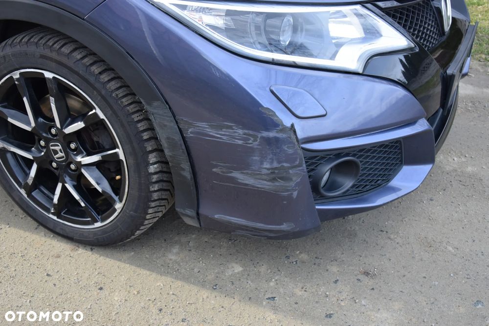 Honda Civic 1.6 i-DTEC Executive Black Edition - 22