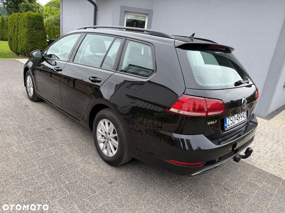 Volkswagen Golf 1.6 TDI BMT Highline - 24