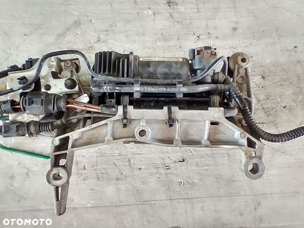 AUDI Q7 4L I 3.0 TDI KOMPRESOR POMPA ZAWIESZENIA 7L8616007C 7L8616006C - 6