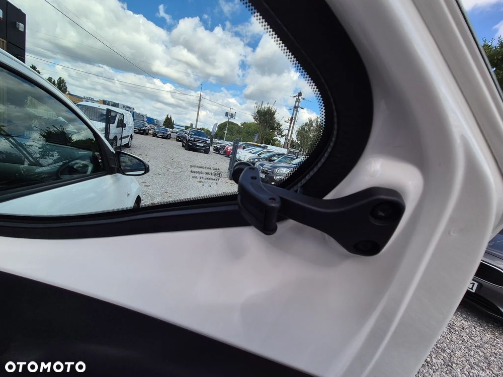 Toyota Aygo x-play Eco - 33