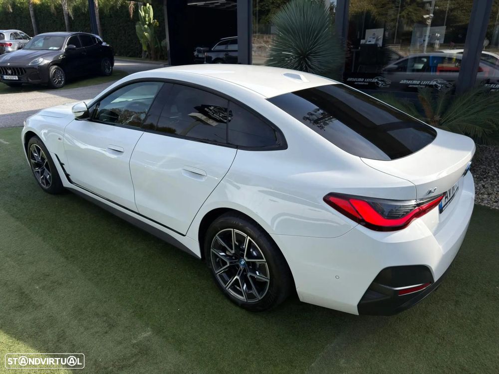 BMW i4 eDrive40 Pack Desportivo M - 14