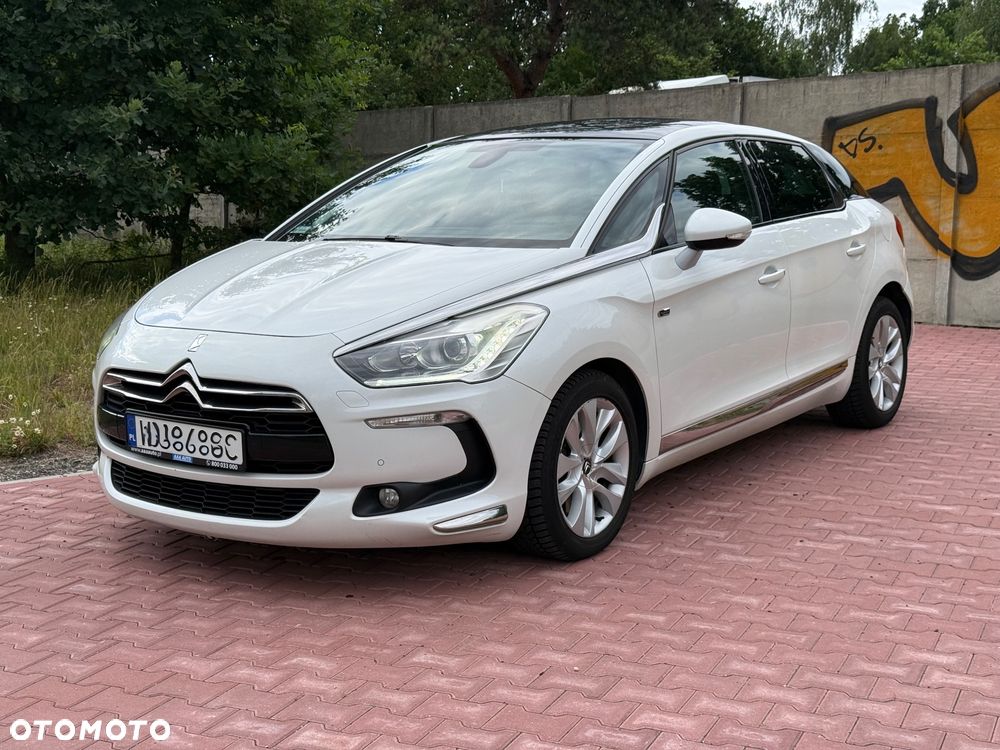 Citroën DS5 Hybrid4 - 1