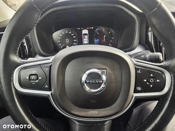 Volvo XC 60 - 12