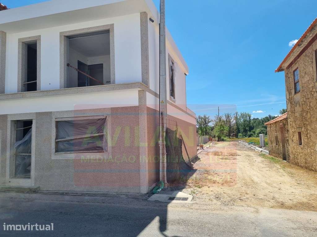 Moradia T3 - LOBÃO - Grande imagem: 2/2