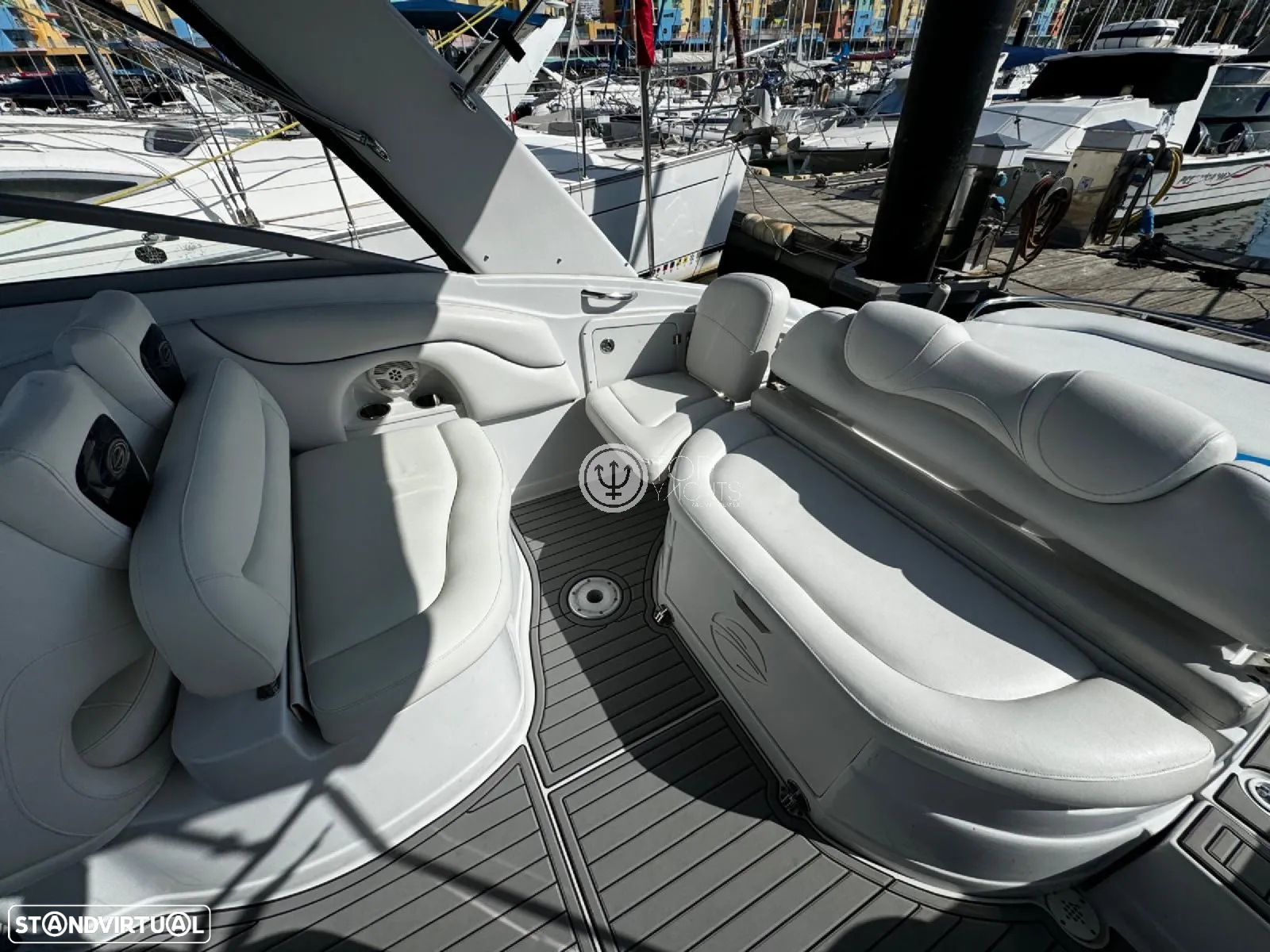 Crownline 315 SCR - 9