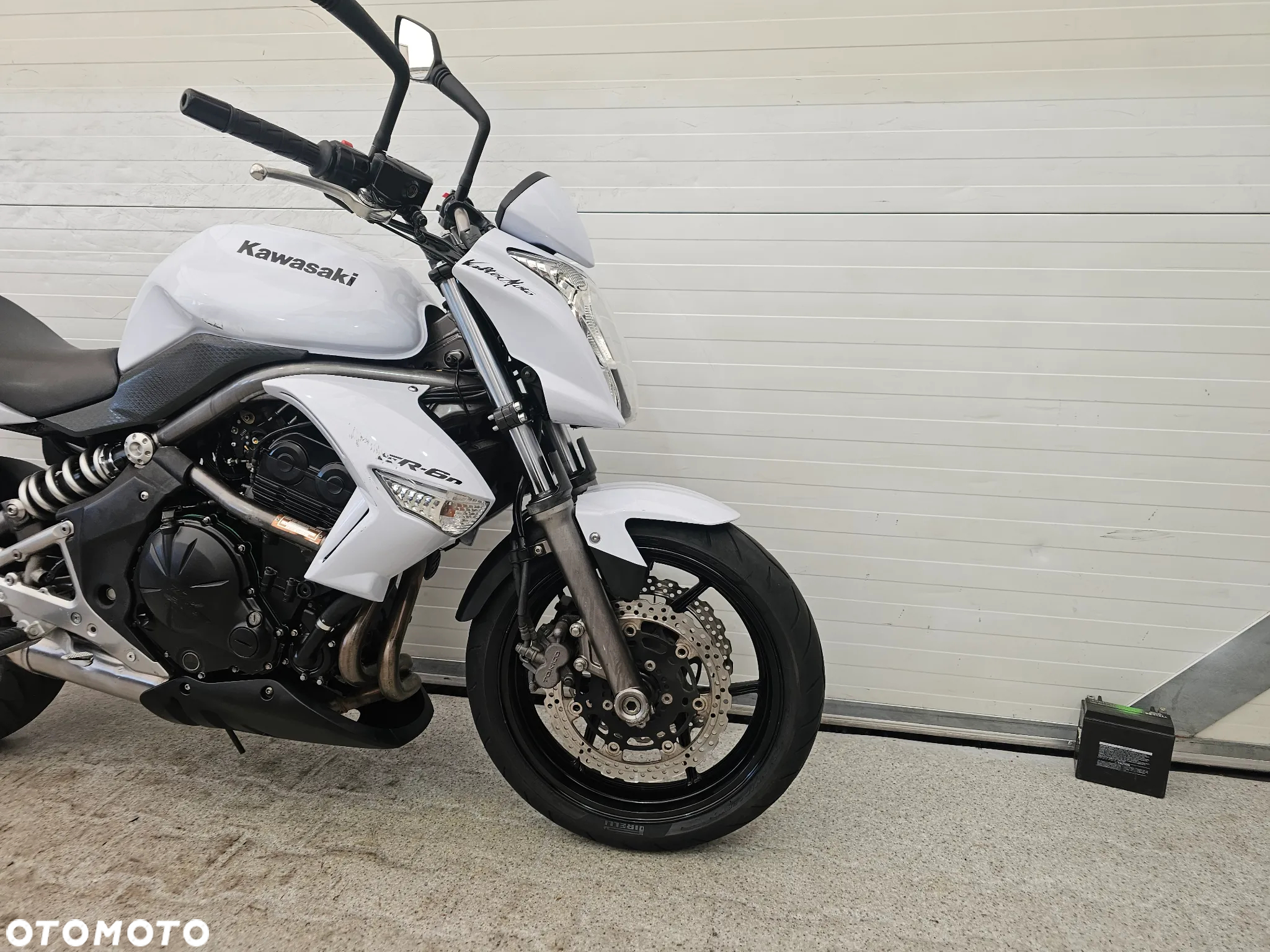 Kawasaki ER - 10