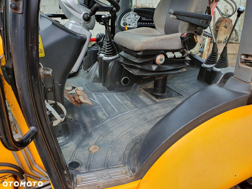 JCB 3CX SUPER Powershift Oryginał 7747 mth - 26