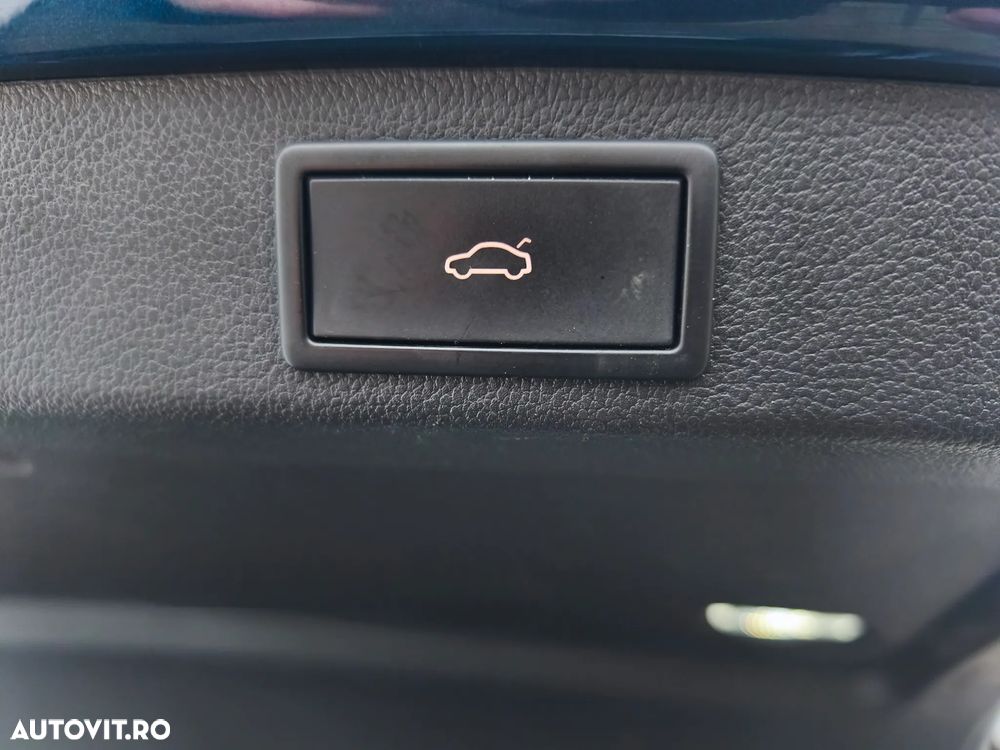 Skoda Superb 2.0 TDI DSG Style - 30