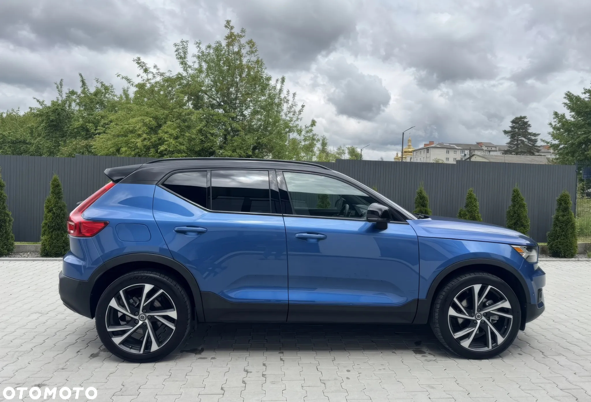 Volvo XC 40 T5 AWD R-Design - 4