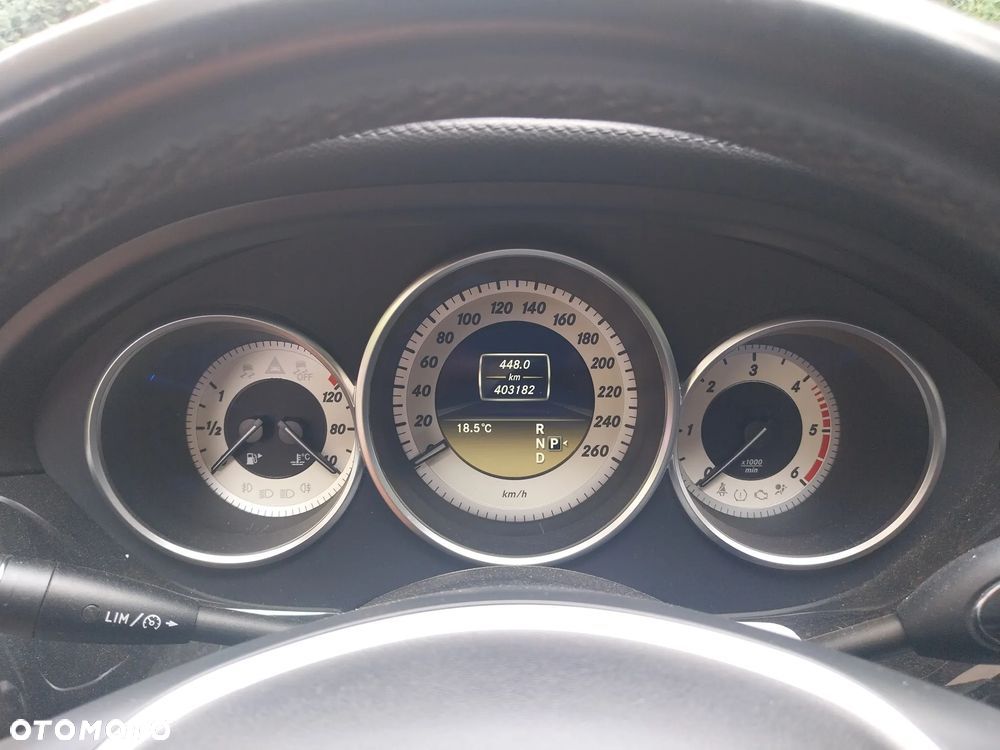 Mercedes-Benz CLS 350 CDI 4-Matic BlueEff - 8