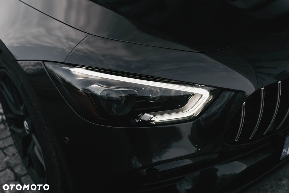 Mercedes-Benz AMG GT 53 4Matic+ 4D Speedshift TCT 9G - 2