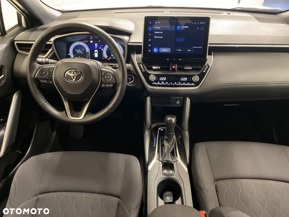 Toyota Corolla Cross - 3