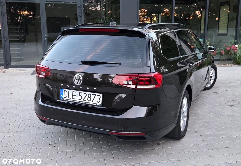Volkswagen Passat 2.0 TDI EVO Elegance DSG - 11