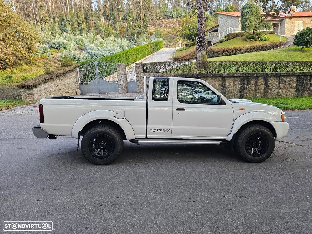 Nissan Navara - 1