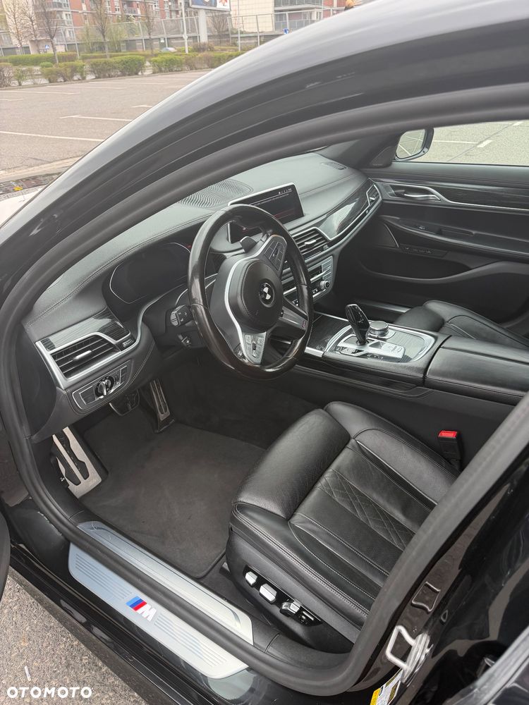 BMW Seria 7 740Li sport - 5