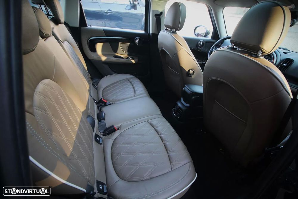 MINI Countryman Cooper SE ALL4 Auto - 24